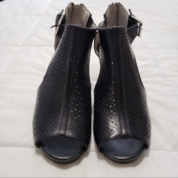 White Mountain chunky block heels - Picture 3 of 4